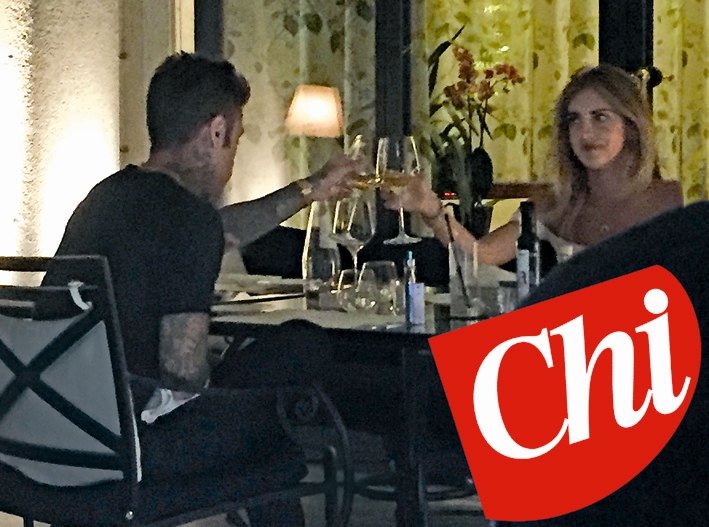 I due paparazzati da "Chi" a cena insieme