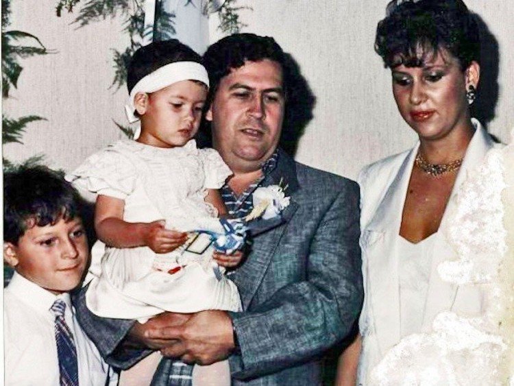 Pablo ritratto con la sua famiglia