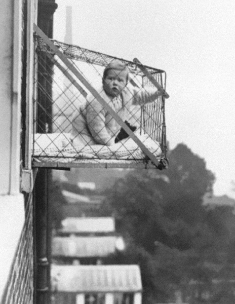 foto storiche - gabbia-bambini